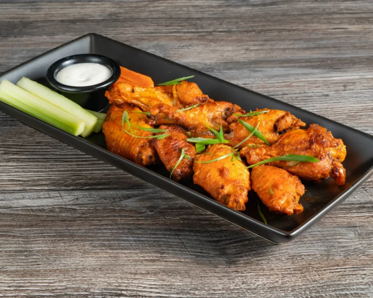 CHICKEN WINGS